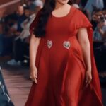 Bipasha Basu Instagram - Loveyourself at every stage of your life ❤️ Wear your confidence ❤️