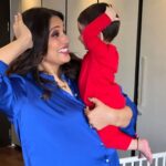 Bipasha Basu Instagram - Oh My God!!! Devi’s favourite expression these days.. learnt from her papa 😀 And Oh My God!!!! Our Devi turns 11months old today ❤️🧿Time is flying soooo fast! And she is growing up to be such a joyful , loving , intelligent and affectionate baby girl🧿🧿🧿🧿🧿🧿🧿 So grateful for this bundle of joy ❤️🧿🙏 Durga Durga 🙏 📸 @iamksgofficial