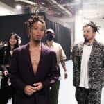 Birdy Nio FS Instagram - 這次入圍首先謝謝金曲獎以及評審們對這個作品的肯定，也謝謝 @jade_official_tw 樂團願意找我一起創作，當然也謝謝幕後辛苦的工作人員以及來幫忙的演員們。 監製 @hsinglinnnnnn 蔡幸伶，製片姿元，攝影師 @c_kevin0905 竣瑋，以及後期胖弟。沒有你們任何一個，就算再簡單的劇本都沒辦法被完整的呈現出來。 我真的很喜歡我的工作，很幸運能幫每一個音樂人以及他們寫出的每一首歌打造出適合他們的樣貌，讓這些歌看起來更好聽，這件事真的很幸福。 也謝謝今晚所有的音樂人，真的是因為你們的音樂，讓我對影像還持續充滿想像，謝謝你們。 謝謝我的金曲御用造型師 @dafakuo 大花和 @solongbitchesss_220 ，每次入圍都讓我帥帥。 還有髮型師 @ifoxoox 飛鴻，一直不爽我去衝浪弄亂頭髮卻還是來幫我整理好的兄弟。 也謝謝 @journalstandard.tw 的服裝，WackoMaria的Guilty parties 紫色西裝我一看到就好喜歡。 老瑪下次約好一起穿防寒衣唷！ Suit from @journalstandard.tw @wackomaria_guiltyparties Taipei, Taiwan