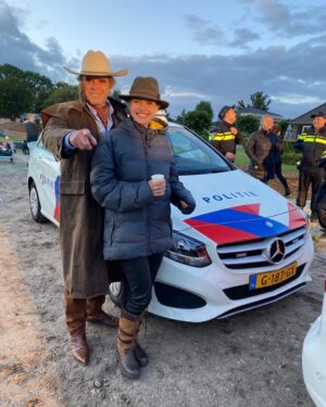 Bo Maerten Instagram - met papa, als Carina en haar vader :) te zien in Silverstar🐴 avontuurlijke familiefilm vanaf volgende week in de bioscoop 🎥