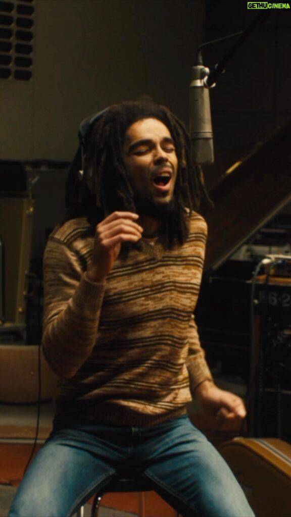 Bob Marley Instagram - EXCLUSIVE CLIP: Jammin’ in the studio 🎶🎧 Bob Marley (played by Kingsley Ben-Adir) performs his 1977 reggae smash “Jamming” alongside his full Wailers band in the upcoming biopic ‘Bob Marley: One Love.’ More on the #OneLoveMovie, in theaters February 14, at the link in bio.