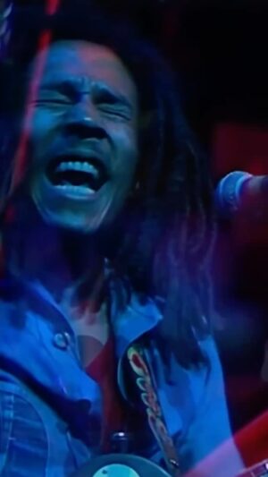 Bob Marley Instagram - “Now the weak must get strong.” #ThemBellyFull #BobMarley

🎥 Live at the Rainbow, London ‘77
📺 Full concert at link in story.