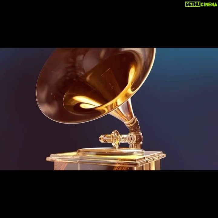 Bob Marley Instagram - @julianrmarley latest album #ColorsOfRoyal has been nominated for the #GRAMMYs โBest Reggae Albumโ category! ๐๐ฝ๐ถ๐๐โค๏ธ #julianmarley #marleyfamily #LEGACY #reggae #grammy