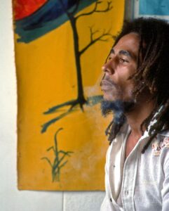 Bob Marley Instagram - “I’n’I no come to fight flesh and blood, but spiritual wickedness in high and low places. So while they fight you down, stand firm and give JAH thanks and praises.” #SoMuchThingsToSay #bobmarley 📷 #DavidBurnett ©️ Fifty-Six Hope Road Music Ltd. 56 Hope Rd, Kingston, Jamaica.