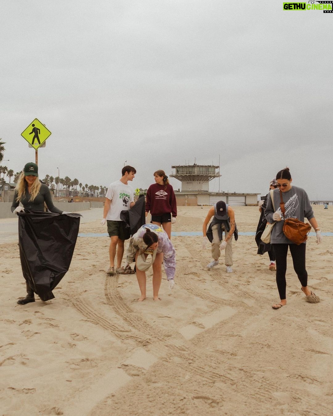 Bob Marley Instagram - For the final event of our #SummerOfMarley series with @usal.project, we partnered with @gagecrismond to clean up the heavily-populated sandy shores of Venice beach while seeing first-hand importance of protecting and saving California’s beautiful beaches. The beach has always been an important part of Bob and the Marley family’s legacy, from Bob’s younger days in Kingston running along the shoreline for his morning workouts, to the family’s recent efforts protecting local access to the Bob Marley Beach and elsewhere across Jamaica. We give thanks to #Usal for joining efforts with us to serve the community by maintaining a healthy coastal connection 🙏🏽🏝️☀️🌊 #bobmarley #usalproject #beachcleanup #protectourbeaches #reggae Venice Beach, California