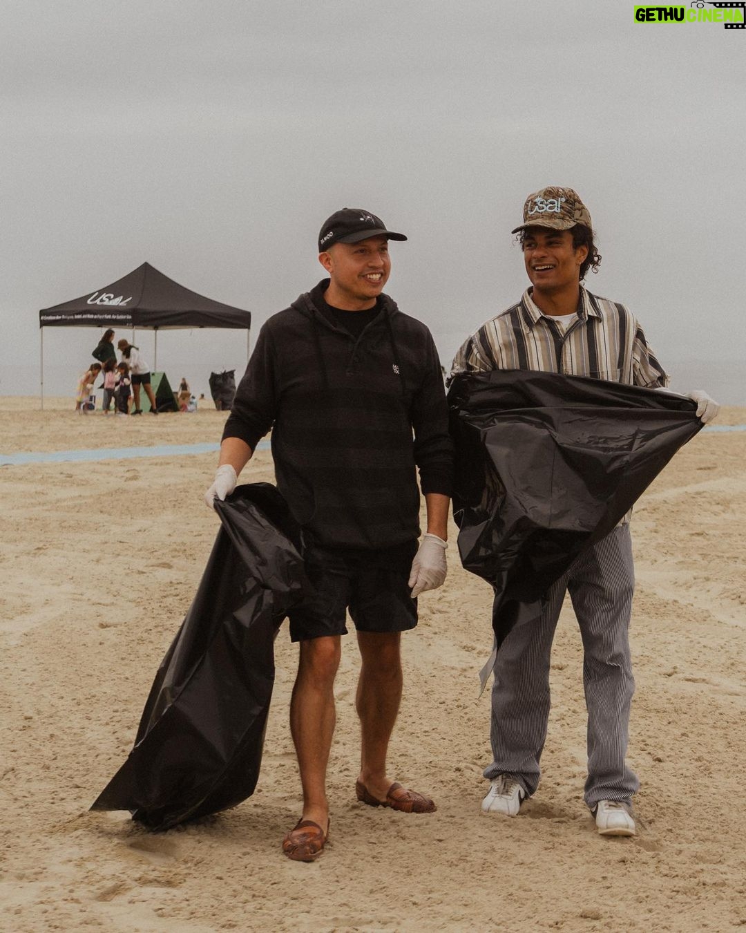 Bob Marley Instagram - For the final event of our #SummerOfMarley series with @usal.project, we partnered with @gagecrismond to clean up the heavily-populated sandy shores of Venice beach while seeing first-hand importance of protecting and saving California’s beautiful beaches. The beach has always been an important part of Bob and the Marley family’s legacy, from Bob’s younger days in Kingston running along the shoreline for his morning workouts, to the family’s recent efforts protecting local access to the Bob Marley Beach and elsewhere across Jamaica. We give thanks to #Usal for joining efforts with us to serve the community by maintaining a healthy coastal connection 🙏🏽🏝️☀️🌊 #bobmarley #usalproject #beachcleanup #protectourbeaches #reggae Venice Beach, California