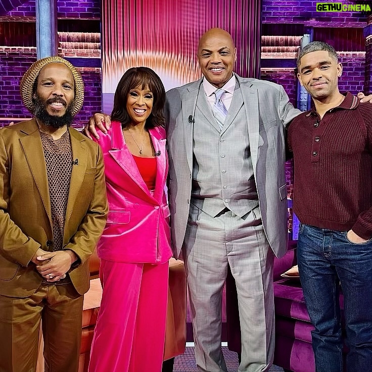 Bob Marley Instagram - @ziggymarley and Kingsley Ben-Adir join @GayleKing and #CharlesBarkley in a conversation about the making of @onelovemovie on tonight’s episode of #KingCharlesCNN 😃📺 tune in on @cnn at 10/9c ✌🏾 #onelovemovie #bobmarleymovie #bobmarley #ziggymarley New York, New York
