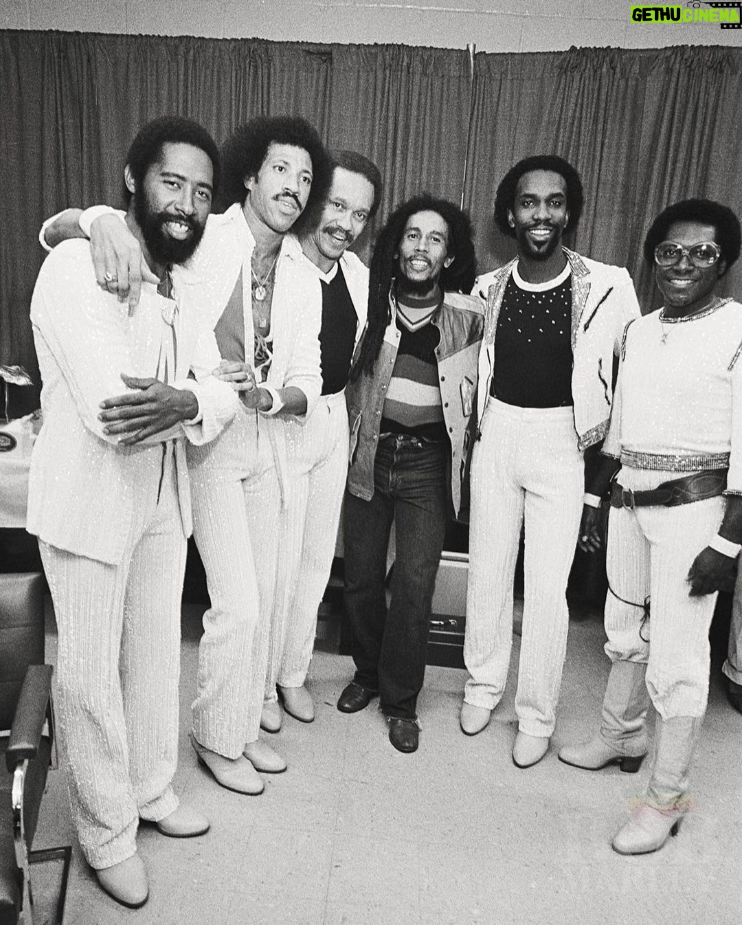 Bob Marley Instagram - On this day in 1980, Bob Marley & The Wailers closed out a two-night, sold out run with @thecommodores at Madison Square Garden in #NYC during the U.S. leg of the Uprising tour. #todayinbobslife 📖 see & learn about more iconic, and lesser known, moments from Bob’s life in our #PortraitOfTheLegend official Bob Marley photo book—featuring rare & unseen images, personal interviews, stories and more! Pick up a copy of this special piece of Bob Marley memorabilia at the link in story. #bobmarley #bandphotos #todayinhistory #sept20 #1980 #reggae #newyork #newyorkcity #commodores #msg #madisonsquaregarden