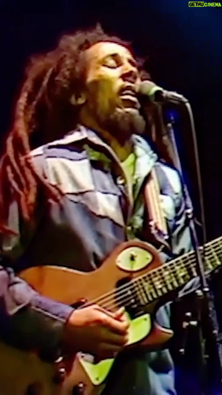 Bob Marley - 227K Likes - “One and all got to face reality, yeah.” #NaturalMystic #BobMarley
🎥 Uprising LIVE! (Dortmund, Germany – 13 June 1980)