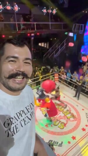 Bob Sapp Instagram - And the 2023 “Most Foolish, Funnest, Ridiculous Show Award” goes to Fight Circus 🎪 🏆🥇 Cheers to everyone for your support! 🍾🥂🎊 🥃 www.fightcircus.TV  #fightcircus