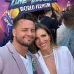 Bobby Holland Hanton Instagram - Thor Love and Thunder LA Premier. Never a dull moment with my crew, best humans on the planet ❤️➕⚡️ #wallop #thorloveandthunder #premier #elcapitantheatre #marvelstudios The El Capitan Theatre