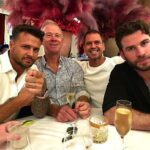 Bobby Holland Hanton Instagram - Was an epic dinner with these legends.Craigo, Mun dog and Chris of course ! 🤣 #seeyasoon #itsbeenaminute