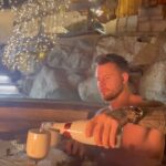 Bobby Holland Hanton Instagram - Could be a worse start to the year i guess, I don’t even like champagne 🤪 Italian Alps