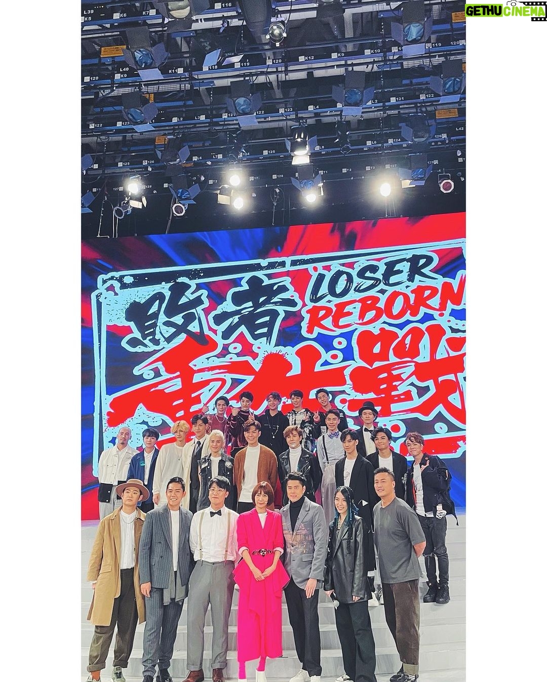 Bonnie Chiu Hok-Yee - 760 Likes - 2021 ⋯
- 參與咗新平台嘅工作,聆聽分享學習關乎性與愛嘅話題。同自己喜歡嘅人一齊工作,賺咗。
#深情檢測中心
- 做咗1.5日實體店電器售貨練習生,有在職媽媽分享家庭同工作中嘅難處,尤其呢兩年疫情期間,前線工作者嘅處境。(雖然最後有好多都無剪到出街,但係呢個體驗係值得嘅)
#中女唔易做
- 同你哋喺music zone過咗我好鍾意嘅4晚。
#有你哋喺度呢個地方依然好靚
- 終於說服自己原來可以做導師。希望大家都可以除咗識話人哋唔好之餘,其實係可以多啲發掘、欣賞同讚揚人哋嘅好。
#敗者重生戰loserreborn