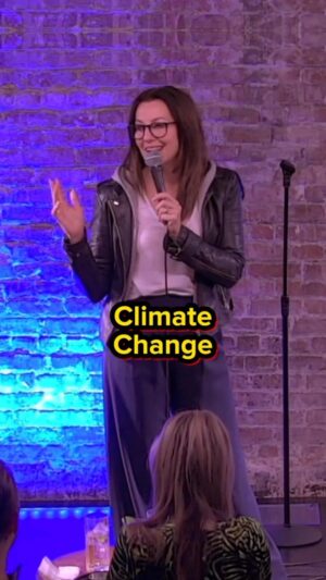 Bonnie McFarlane Instagram - How was everyone’s earth day?
.
.
#njcomedy #pacomedy #nycomedy #lacomedy #comedyclubs #standupcomedians #comedycentral #ccstandup #allthingscomedy #womenincomedy #womenarentfunny #bonniemcfarlane #thestandnyc #timessquare #earthday #climatechange #njisntboring #njspots #njbeer #njrealestate #njfood #comedycentral #cleanoceanaction #endoftimes #supreme #tonightshow #jimmyfallon #fypシ