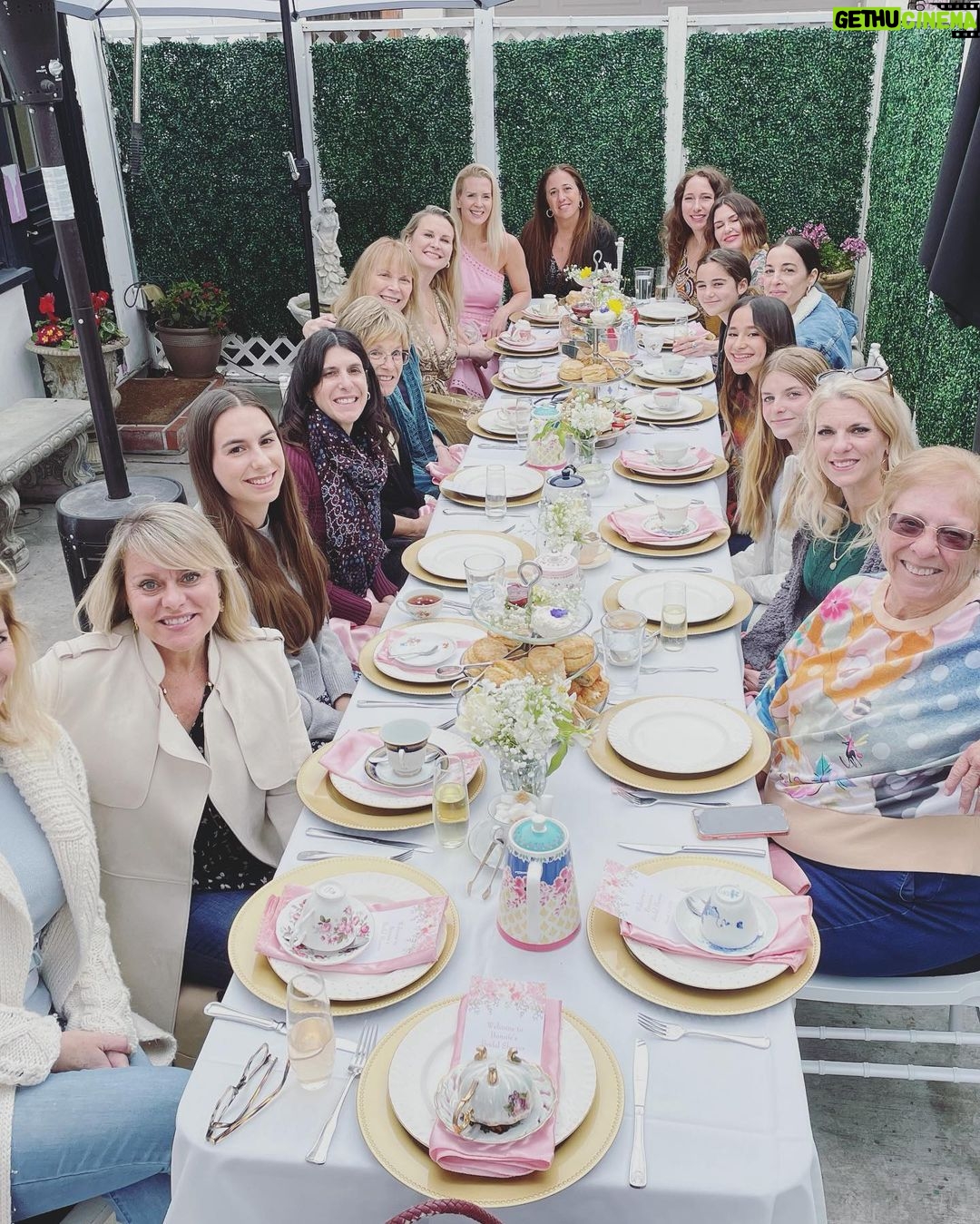 Bonnie Somerville Instagram - Showered with so much love . My oldest friend in LA .beyond grateful ,Best maid of honor @janesabet & my best Friend. And all of you there including my amazing stepdaughters. Luckiest wife ever. Long Beach, California