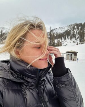 Bonnie Somerville Instagram - 2024- Let It ❄️❄️❄️