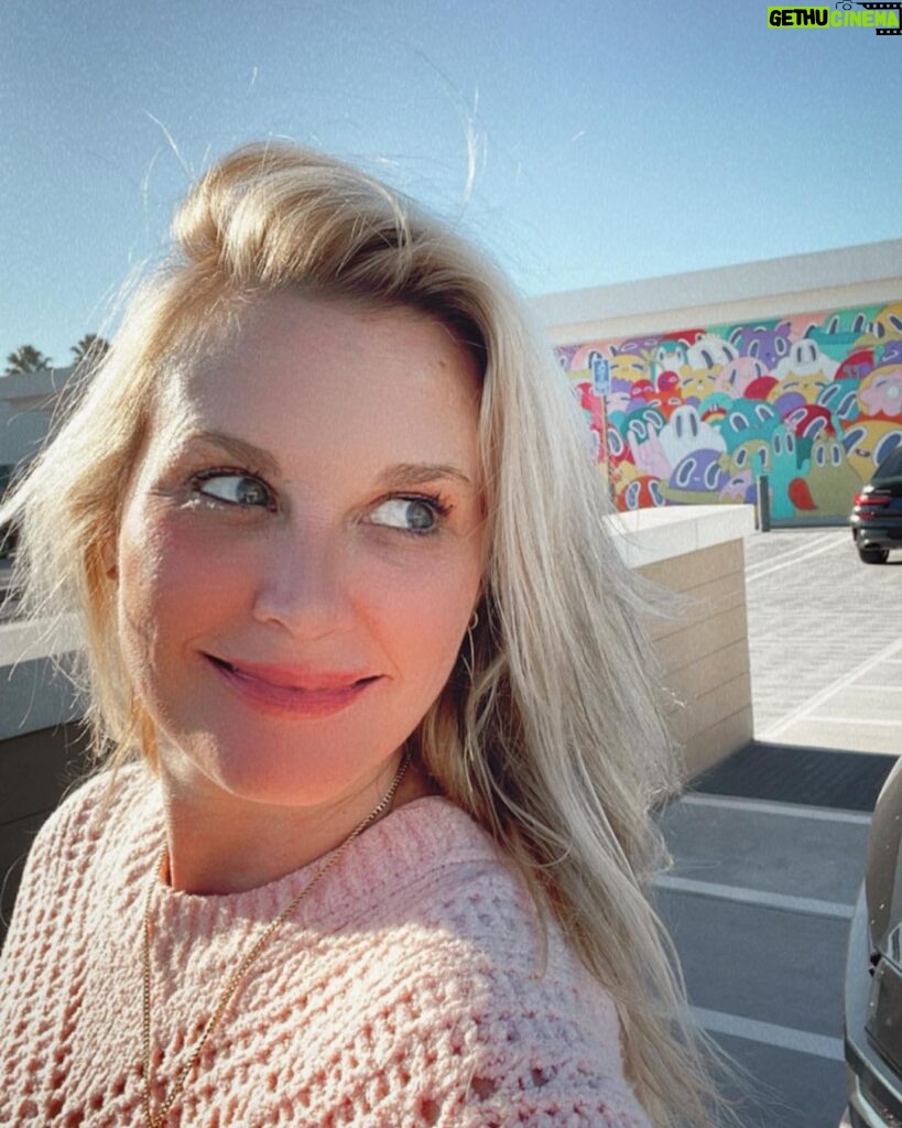 Bonnie Somerville Instagram - Let’s go Holidays! Moms on the way & family time is here. Who are you looking forward to seeing? 🦃❤️🥰