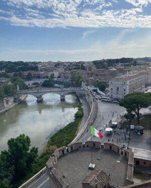 Bonnie Somerville Instagram - post più tardivi…🇮🇹❤️🇮🇹