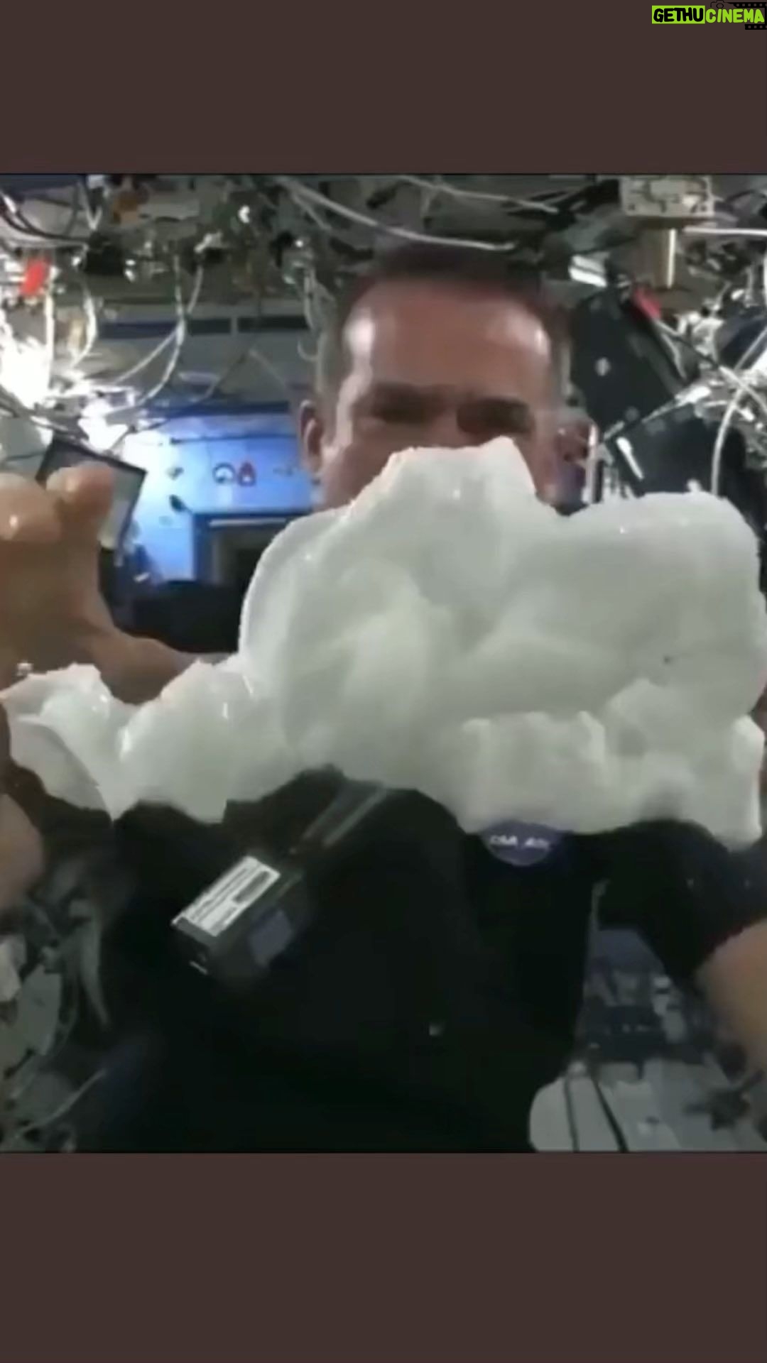 BooG!e - 251 Likes - #gravity #space