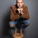 Brad Benedict Instagram - Heading into the weekend on my toes in a gargoyle pose🐒🐒🐒🙈🙉🙊 … .. . 📸 @estudios_official #gargoyle #strikeapose #theovalonbet Planet Earth