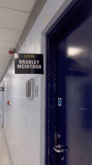 Bradley McIntosh Instagram - Backstage at Sheffield Motorpoint Arena #sclub #goodtimestour