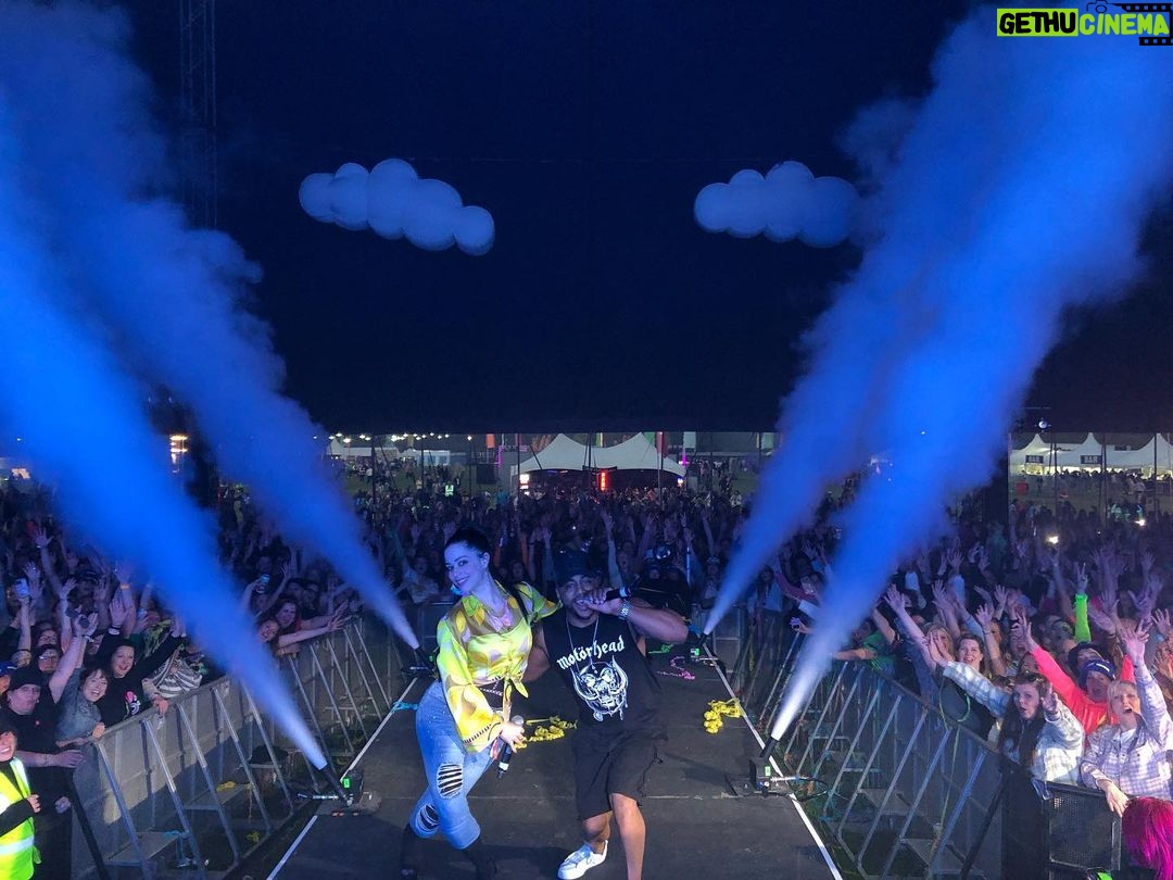 Bradley Mcintosh Instagram - 3 amazing shows in one day! Cardiff #wales to Brighton then Oxford! With @misstinaannbarrett #sclubparty