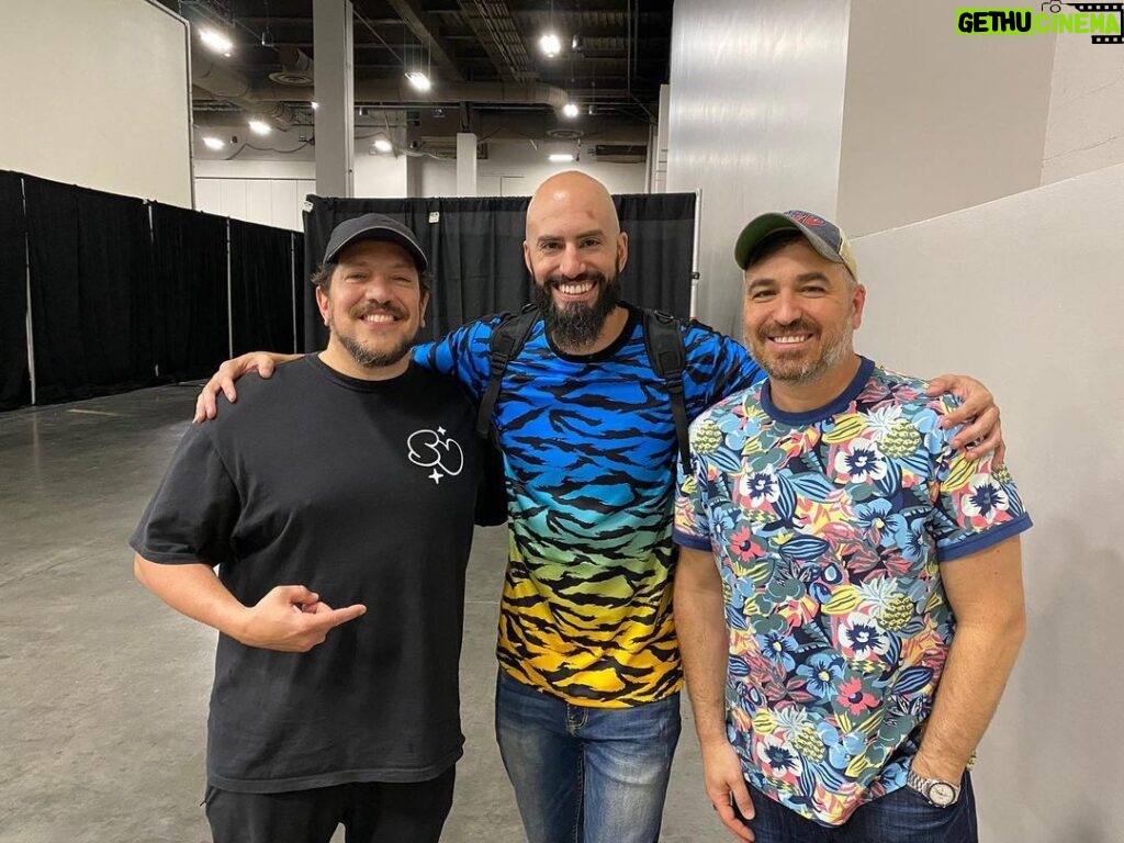 Brandon Bogle Instagram - Achievement unlocked! I have now met all of the Impractical Jokers 😁 Thanks @therealmurr and @bqquinn for the fun convos #AEWDynamite