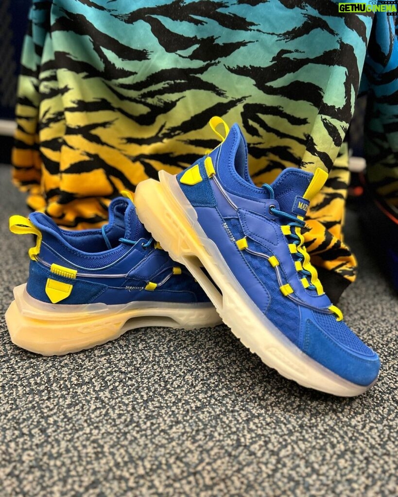 Brandon Bogle Instagram - Rockin these blue/yellow @mazinoshoes today Grab any Mazinos for 15% off with code BCUTLER #Influencer