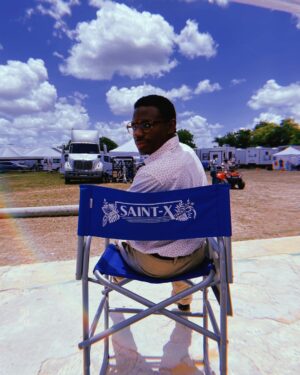 Brandon Gilpin Instagram - Man Likee Keithley 😮‍💨💫

All episodes of Saint X are now Streaming on Hulu & Disney + 🏝️🕺🏾🤝🏾🎬

BEHIND THE SCENES VLOG ON YOUTUBE NOW 🔴 YOU DONT WANNA MISS IT 🫣💫

Tek care ah di pickney dem👶🏾🫡

Love to the Cast & Crew Always 🫶🏾🖤

I Had a Blast 💥 

#ShowTimeBrando #Actor #SaintXHulu #SaintX #BrandonGilpin