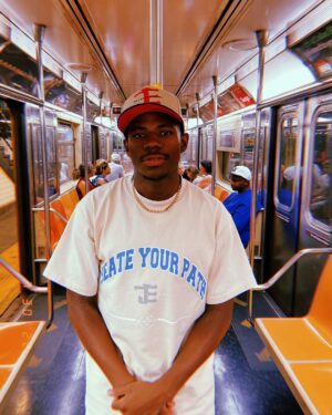Brandon Gilpin Instagram - Concrete Jungle 💫🗽🤩

I should start modeling now right? 😂

Fit : @jtecollections 

#ShowTimeBrando #BrandonGilpin #actor