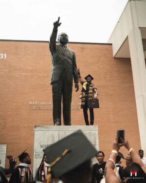 Brandon Gilpin Instagram - Happy Martin Luther King Day ✊🏿🤴🏾🙌🏾 Following in you’re Footsteps by Graduating from Morehouse College is still one of my biggest accomplishments. 🙏🏾👨🏽‍🎓 Thank you MLK

#Martinlutherkingday #mlkday #ShowTimeBrando #martinlutherking