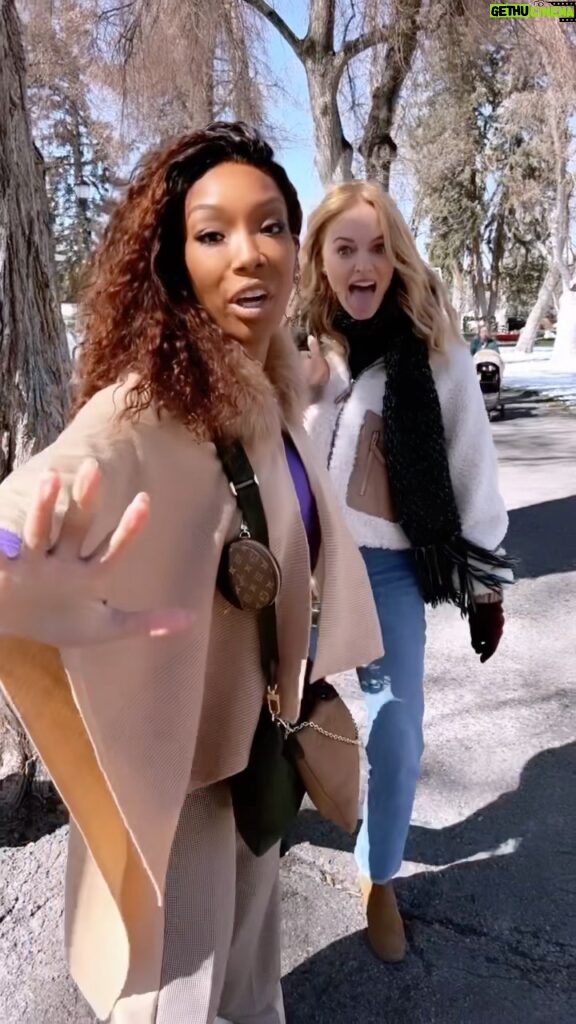 Brandy Norwood Instagram - Me and this golden girl @imheathergraham having the time of our lives. Wish every set was like this. Love and respect♠️ #bce #netflix #strongblacklead