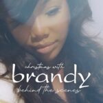 Brandy Norwood Instagram - BTS magic from the Christmas With Brandy photoshoot. Thank you to my incredible team ❄️ BTS: @joelbrandano Photography: @iamsikora @sikoraent Creative Direction: @frankgatson Style: @ashleyseanthomas @houseofcyndarella @ninahross Hair: @msjackieceo @nikkrokkshair @hair_kritic_trenee Makeup: @makeupartistgaby Lighting: @sinkorswimla Producer: @Zielinskizielinski Management: @salxco @thisisryanramsey MGMT Assistant: @delbanana Label: @motownrecords @capitolmusic Digitech: @drexdigital Coordinator/PM: @jaznbee Production Assistants: @odessafilms85 @journeybyjon @erockmusicgbm16 Created at: @duststudiosla Edit: @sikoraent