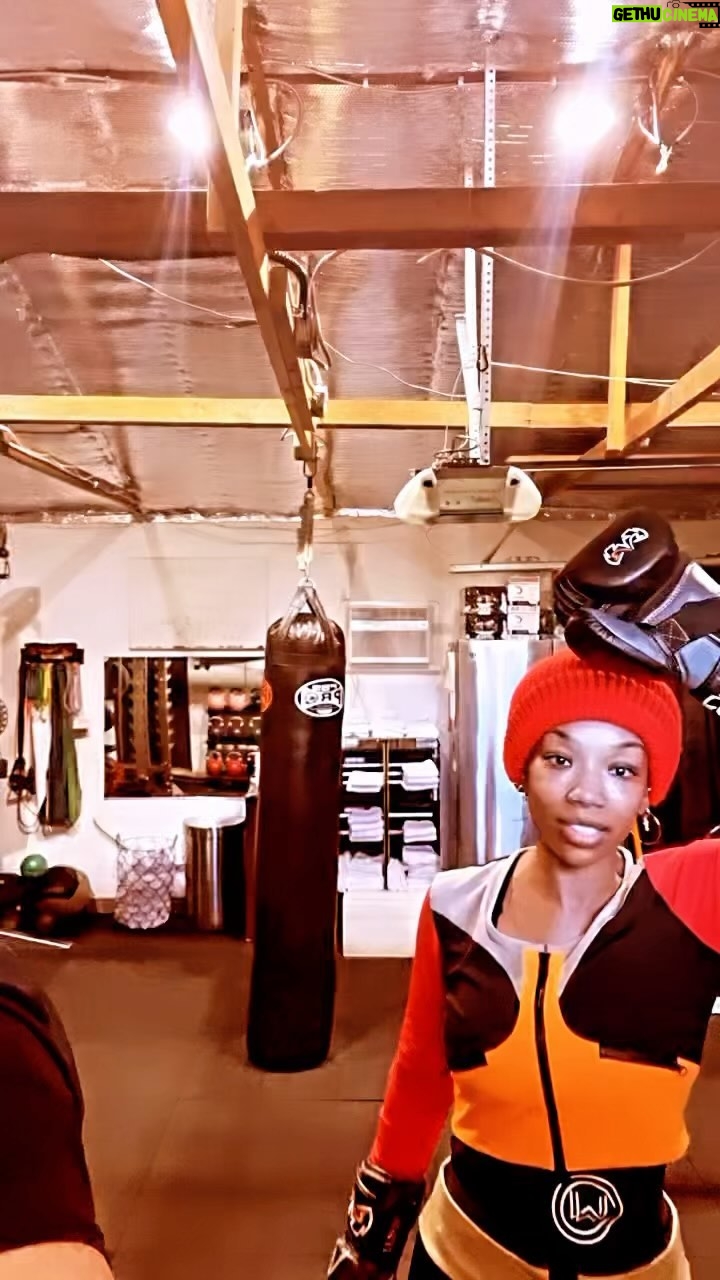 Brandy Norwood Instagram - Thank you @coreyjmorgan X @wildcardfitnessinc And a special thank you to @claudeconfort x @tennisprozone π₯πΎπ¬ππ₯πΆβ οΈ @juneambrose @puma @lululemon @whatwaistofficial @naomiosaka ππ #NewMoon