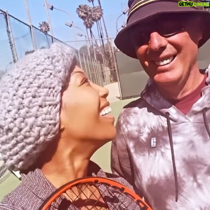 Brandy Norwood Instagram - Love training with you @tennisprozone X @claudeconfort 🎾🎾🎾🎾 Happy Saturday 🤞🏾 #♠️mode @nike @lululemon @babolat