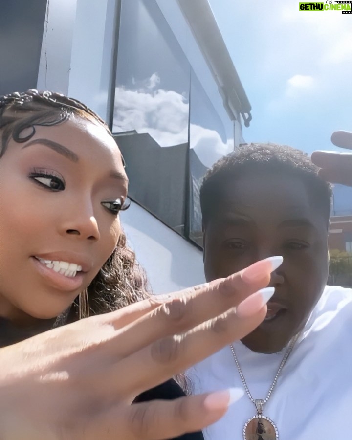 Brandy Norwood Instagram - So no Jada rapping on a show about Rap? Instead, you had him talking about the karate kid?? Tf? @jadakiss 💋 #top5deadoralive Yesterday’s price, is not today’s price - @fatjoe The Crown