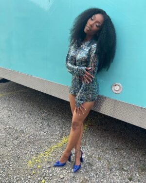 Brandy Norwood Instagram - #aboutYesterday♥️ it’s the third slide for me @tiwasavage 🤣 
#somebodySon
#waterandgarri