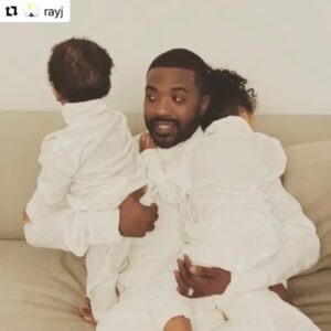 Brandy Norwood Instagram - Happy Birthday to a genius that can do it all. I love you so much and I am so proud to be your sister. You are growing, healing, and focusing everyday on making a safe space for all of us. May your day be filled with so much joy, laughter and love ♥️ I love you. Everybody wish my heart @rayj a #HappyBirthdayRayJ
Love 🚀