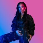 Brandy Norwood Instagram - Thank you @amas ♥️ representing the #Crown Fashion: @dolcegabbana Style: @ashleyseanthomas Makeup: @makeupsurgeon Hair: @nikkrokkshair Photography: @sikoraent Nails: @the.nail.nest - be kind, be safe ♥️ #syraisMom @syraismith