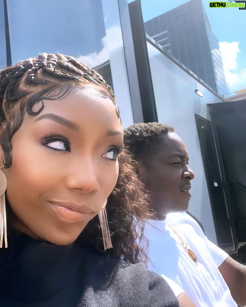 Brandy Norwood Instagram - So no Jada rapping on a show about Rap? Instead, you had him talking about the karate kid?? Tf? @jadakiss 💋 #top5deadoralive Yesterday’s price, is not today’s price - @fatjoe The Crown