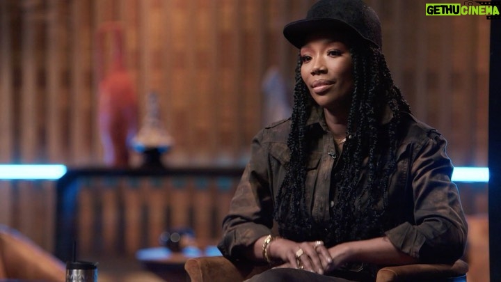 Brandy Norwood Instagram - It's my final night on @nbcthevoice mentoring Team Legend tonight! @johnlegend thank you for having me, your artists are so special ♥️ #TeamLegend #TheVoice #5thchair