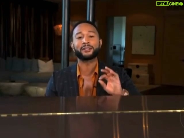 Brandy Norwood Instagram - Wow @johnlegend ♥️ thank you for your kind words on @jimmyfallon ♥️ so happy to be a mentor for your team on @nbcthevoice ♥️ unforgettable moment #thevoice #5thchair Thank you @pointmetothemusic for the footage. Blown away ♥️ and y’all check out #quickly by John and I written by #FrankOcean