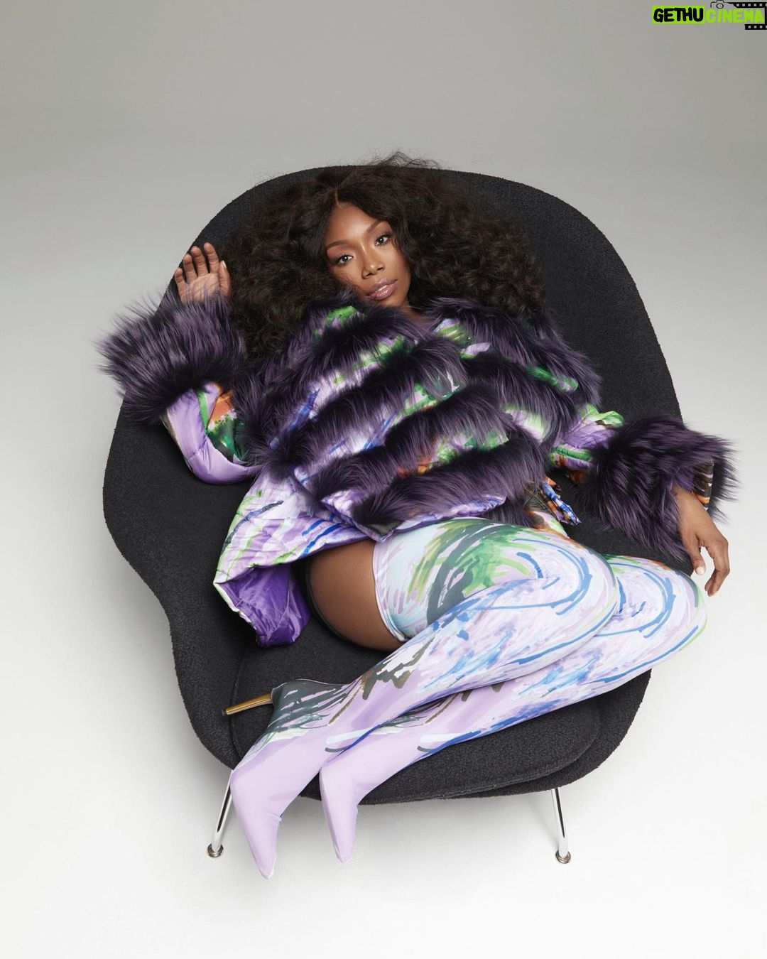 Brandy Norwood Instagram - Happy Anniversary #b7 💜 I love you starz for always believing, praying, and supporting me. B7
