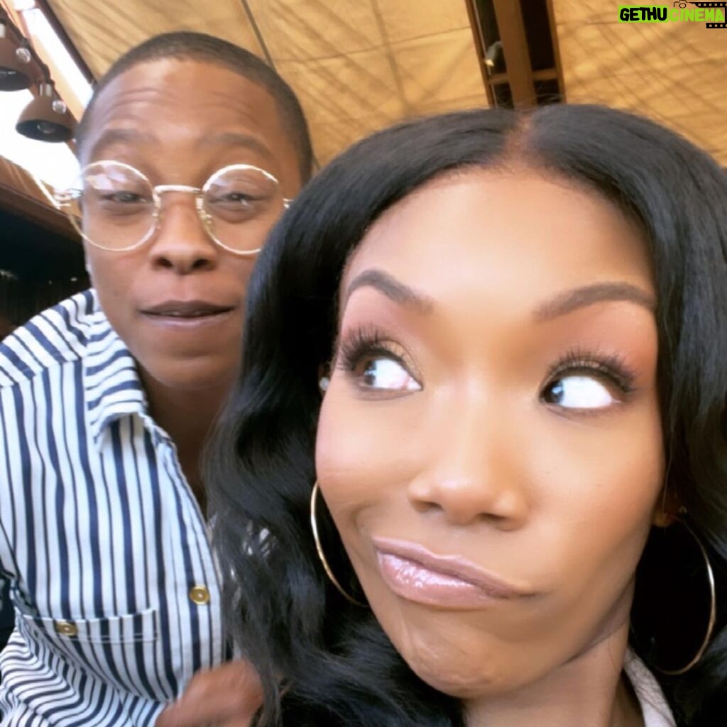 Brandy Norwood Instagram - My weekend was so full of beautiful moments that I appreciate. From seeing amazing talent with @todrick dance to our new song #clickclack on his new album - @henrymasks 🤍 a low key eclipse -cooking up some magic with @jamesfauntleroyii x @theofficialamorphous - a birthday celebration for @jessicabettsmusic with @niecynash1 and some amazing people…. So much fun♥️ swipe to the end for the cutest little moment to twin with #princessmoana🌺 @thedisneyprincesses