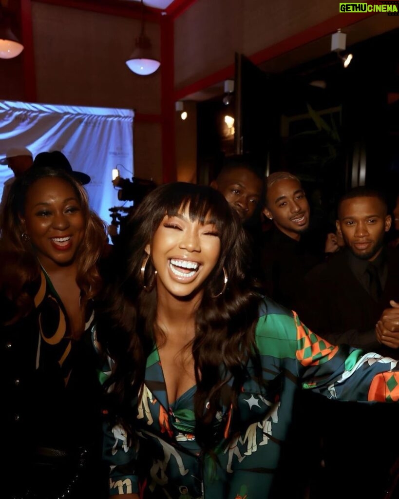 Brandy Norwood Instagram - Celebrating @stellarosabrandy in #NYC was magical. Check out all the excitement and keep your eyes peeled for #stellarosabrandy near you. 📸: @samshoots__