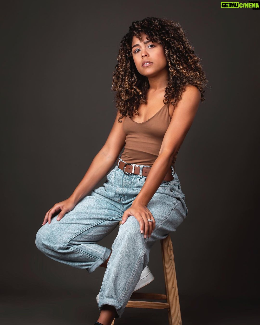 Brashell Santos - 540 Likes - Nos sentamos a esperar a que todo pase o le damos con to’ sin pensarlo mucho? 🤭😏
.
.
📸 @pyramis.studio