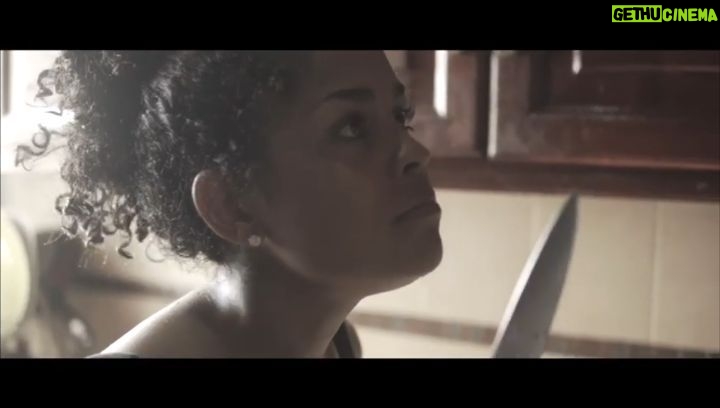 Brashell Santos Instagram - Les comparto la nueva versión de mi demo reel como actriz en producciones dominicanas 🇩🇴🎬 ••• Repost: @demoreeldominicano Brashell Santos • @brashellsantos Karla Katherina Santos Osorio conocida en el mundo artístico como Brashell Santos, nació en Santo Domingo, República Dominicana el 17 de diciembre de 1991. Ha tenido participación en distintas películas dominicanas como: "GuzBay NY", “Kanibaru”, “La Maravilla”, "La tragedia de río verde", "El plan perfecto" y “Juego de hombre”. También en cortometrajes tales como "Perdida" (Missing Girl) y "Como matamos a Luisa" (How do we kill Luisa), series de TV como "La casa de veraneo" y "Las vacaciones de los reyes", además de obras teatrales como “Distancia intima”, “Albasutra”, “La bella bestia” y “Cuadro de orgullo”. Perteneció al elenco del programa radial "El mañanero" y “Gozando radio”, así como también trabajó como actriz en el programa #1 de comedia, “A reir con Miguel y Raymond”. • #BrashellSantos #Actriz #DemoReel #DemoReelRD #DemoReelDominicano