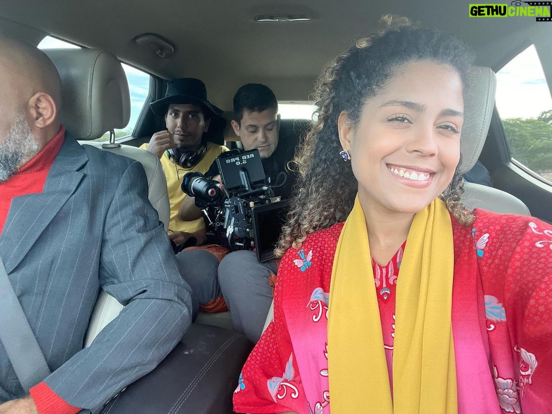 Brashell Santos Instagram - La felicidad que me da hacer cine es inexplicable! Esta vez vuelvo a el set de una producción dominicana que me llena de mucha ilusión. El primer proyecto cinematográfico que une a RD y Marruecos… JONÁS 🎬 tengo la dicha y el honor de participar en esta producción como actriz junto a personas increibles y talentosas! Gracias @santanajalsen @leticiabrea 💜🎬🎬 Santo Domingo, Dominican Republic