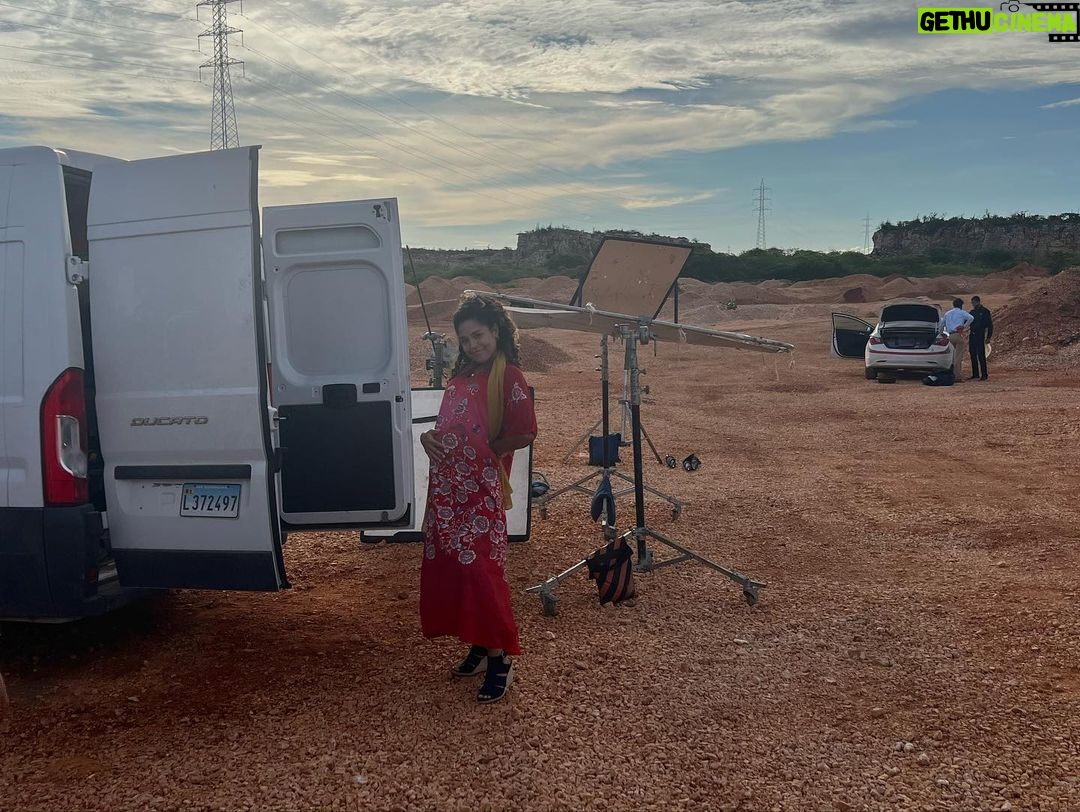 Brashell Santos Instagram - La felicidad que me da hacer cine es inexplicable! Esta vez vuelvo a el set de una producción dominicana que me llena de mucha ilusión. El primer proyecto cinematográfico que une a RD y Marruecos… JONÁS 🎬 tengo la dicha y el honor de participar en esta producción como actriz junto a personas increibles y talentosas! Gracias @santanajalsen @leticiabrea 💜🎬🎬 Santo Domingo, Dominican Republic